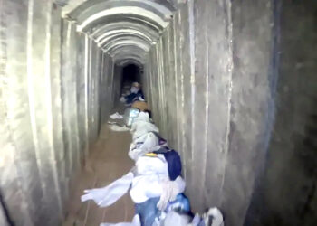 اسرائیلی فوج نے چھ قیدیوں کی لاشوں والی سرنگ کی وڈیو جاری کر دی