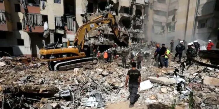 اسرائیل کے لبنان پر فضائی حملے جاری؛ شہادتیں 700 سے زائد ہوگئیں