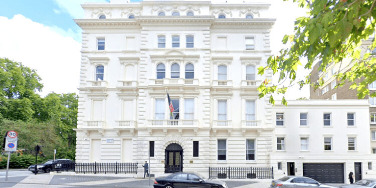 طالبان کے مطالبے پر برطانیہ نے لندن میں افغان سفارتخانہ بند کرا دیا