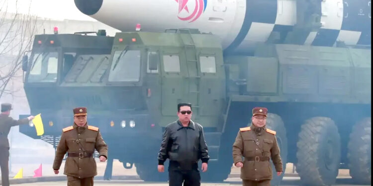 امریکا اور اس کے اتحادیوں کی طرف سے خطرات لاحق ہیں، کم جونگ اُن