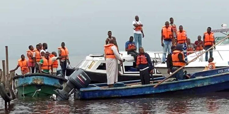 نائجیریا، گنجائش سے زیادہ مسافروں کے سوار ہونے والی کشتی غرقاب 41 افراد ہلاک