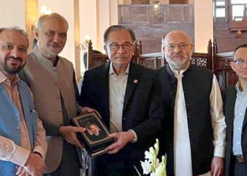 ملائیشین وزیراعظم کی حافظ نعیم سے ملاقات، اسرائیلی جارحیت کیخلاف احتجاج پر اتفاق