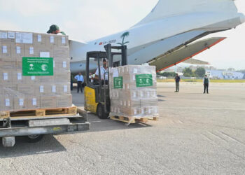 لبنان کی مدد کے لیے پانچواں طیارہ بیروت پہنچ گیا