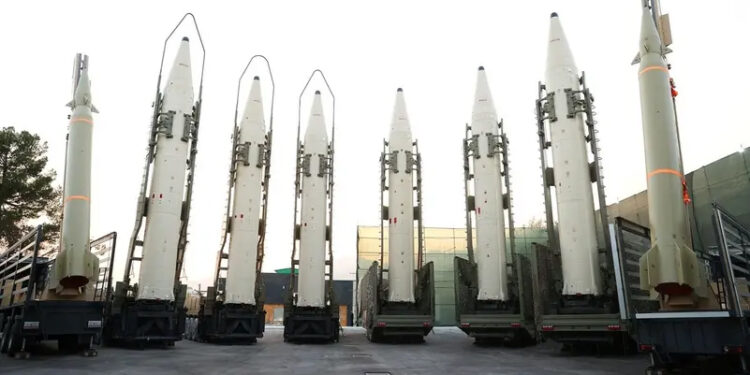 ایران کا اسرائیلی حملے کے بعد میزائل رینج میں توسیع، جوہری پروگرام پر نظر ثانی کا عندیہ