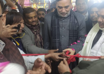 گوپال رائے نے بابر پور میں نو تعمیر شدہ پولی کلینک کا افتتاح کیا