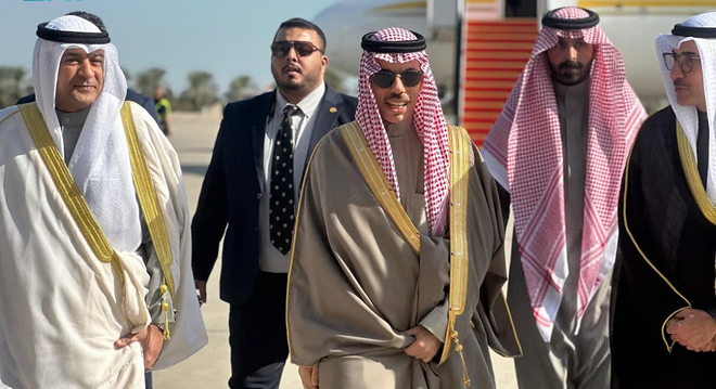 سعودی وزیر خارجہ جی سی سی کانفرنس میں شرکت کے لیے کویت پہنچ گئے