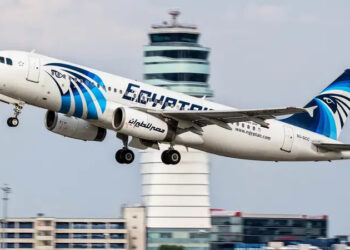 قاہرہ اور بیروت کے درمیان براہِ راست پروازیں دوبارہ شروع کر دی ہیں: مصر ایئر