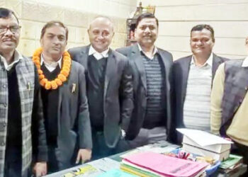 طر یقت سولنکی ڈسٹرکٹ بار ایسوسی ایشن کے بلا مقا بلہ نائب صدر منتخب