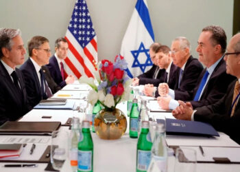 غـــزہ جنگـــــ  بنــدی معــاہدہ؛  7 اسرائیلی یرغمالیوں کے بدلے ایک ہزار فلسطینی قیدی رہا کرنے پر اتفاق