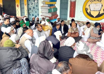 نشہ سپلائی کے خلاف قصبہ گھاسیڑہ میں مہا پنچایت کا انعقاد