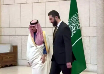 شہزادہ فیصل بن فرحان دمشق میں احمد الشرع سے ملاقات کریں گے: سعودی وزارت خارجہ