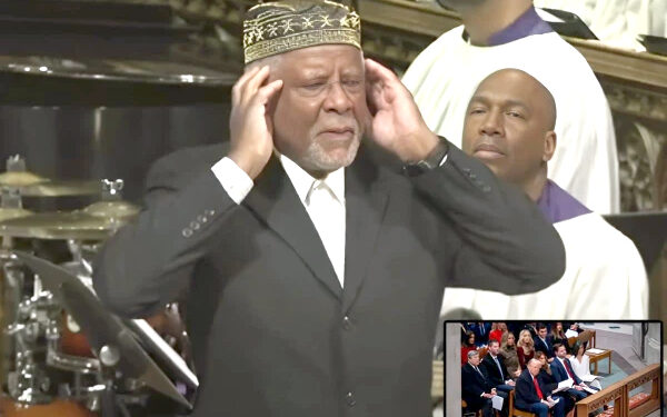 اللہ اور اس کے رسول ﷺ پر ایمان لاؤ! ٹرمپ کی دعائیہ تقریب میں تلاوتِ قرآن پاک اور اذان