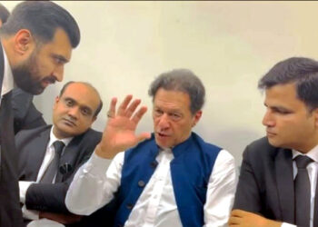 عمران خان کا حکومت کے ساتھ جاری مذاکرات ختم کرنے کا اعلان