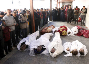 اسرائیل اور حماس میں مذاکرات بحال، غزہ پر نئے حملے میں 30 ہلاک