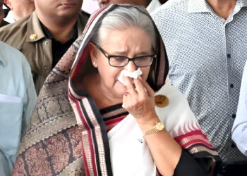 سابق وزیراعظم حسینہ واجد کا ایک اور وارنٹ جاری