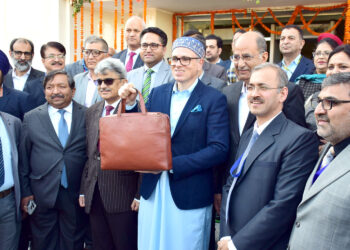 نیشنل کانفرنس کی قیادت والی حکومت تمام انتخابی وعدوں کو پورا کرے گی: عمر عبد اللہ