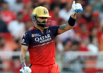 وراٹ کوہلی کی انڈین پریمیر لیگ میں سب سے زیادہ پچاس سے بڑی اننگیں