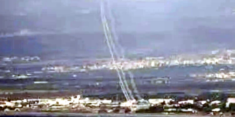 یمن سے پھر داغے گئے دو میزائل ، بیت المقدس اور تل ابیب میں سائرن بج گئے