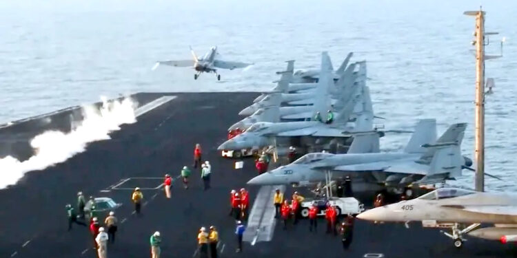 حوثیوں کے زیر انتظام راس عیسیٰ بندرگاہ پر امریکی فضائی حملے ، 38 افراد ہلاک