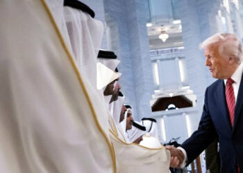 مشرق وسطیٰ کے دورے نے ٹرمپ کو ’بدلنے‘ پر مجبورکیا