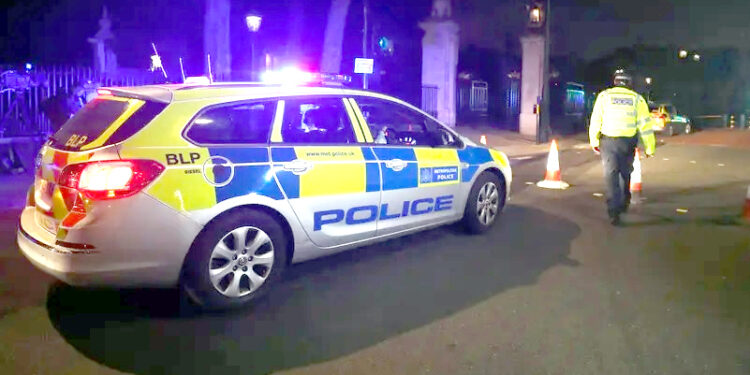 برطانیہ میں دہشت گردی کی منصوبہ بندی کا الزام ، چار ایرانیوں سمیت پانچ افراد گرفتار