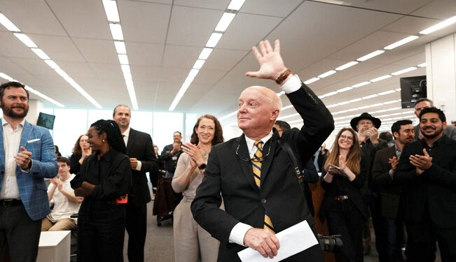 نیو یارک ٹائمز ڈگ ملز کی تصویر کو پلٹزر پرائز