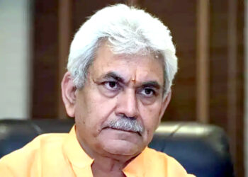 لیفٹنٹ گورنر کا دورہ اوڑی ،پاکستانی گولہ باری سے ہوئے نقصانات کا جائزہ لیا