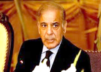 پاکستان کے وزیراعظم شہباز شریف نے ہندوستان کو امن مذاکرات کی تجویز پیش کی، کہا۔ مسئلہ کشمیر اہم رہے گا