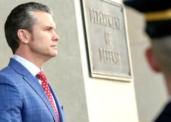 ایران کو حوثیوں کی حمایت کی قیمت ادا کرنا ہوگی: امریکی وزیر دفاع