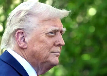 ٹرمپ کا درآمدی دوا ساز مصنوعات پر نئے کسٹم ٹیکس عائد کرنے کا ارادہ