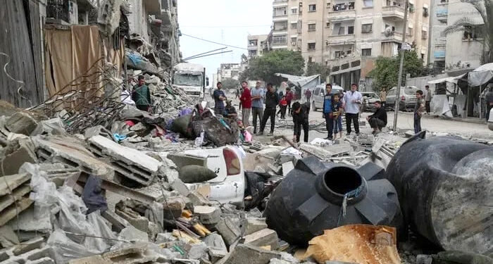 غزہ: اسرائیلی فوج کی پناہ گزین اسکول پر بمباری، 40 فلسطینی شہید