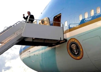 قطری طیارے کی پیشکش کی وہائٹ ہاؤس نے بھی کی تصدیق