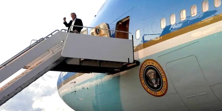 قطری طیارے کی پیشکش کی وہائٹ ہاؤس نے بھی کی تصدیق