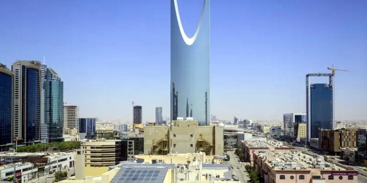 سعودی-امریکی بزنس فورم کا آغاز، بڑی عالمی شخصیات کی شرکت