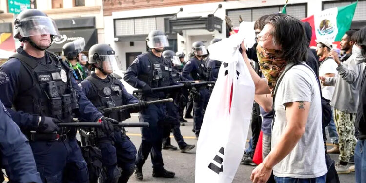 لاس اینجلس میں جاری مظاہرے ڈلاس اور آسٹن تک پھیل گئے