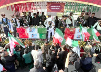 ایران میں اسرائیلی حملوں میںشہید ہوئے فوجی کمانڈروں اور ایٹمی سائنس دانوں کی تدفین