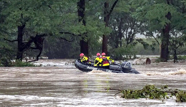 امریکہ: ٹیکساس میں اچانک آنے والے سیلاب سے 24 افراد ہلاک، سمر کیمپ میں موجود بچیوں سمیت 25 لاپتہ