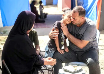 اسرائیلی وزیر دفاع کا غزہ کے لوگوں کو رفح کے ایک کیمپ میں منتقل کرنے کا منصوبہ