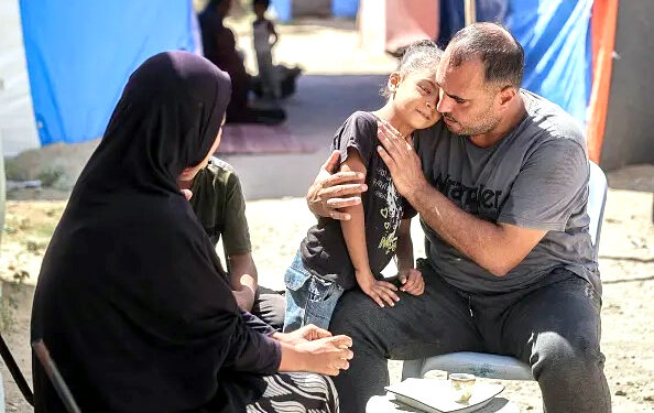 اسرائیلی وزیر دفاع کا غزہ کے لوگوں کو رفح کے ایک کیمپ میں منتقل کرنے کا منصوبہ