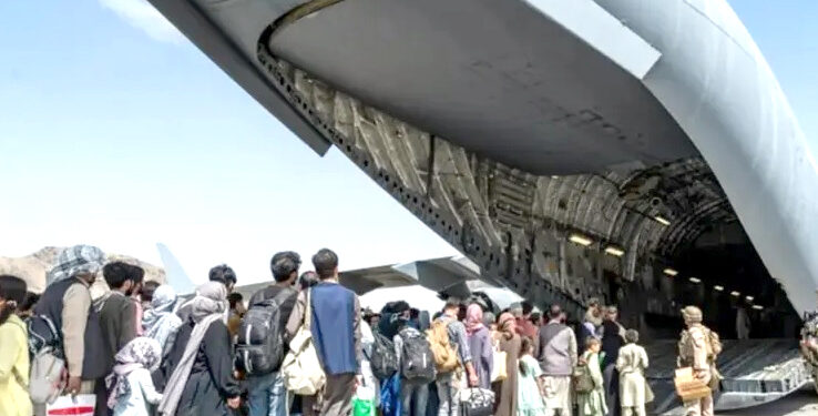 امریکی عدالت نے افغان شہریوں کیلئے عارضی حفاظتی حیثیت کا خاتمہ روک دیا