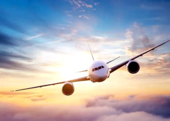 بم کی اطلاع کے بعد امریکی طیارے کی ہنگامی لینڈنگ