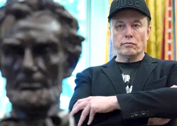 ایلون مسک امریکہ میں ایک پارٹی نظام کے خواہاں، لوگوں کو ’پارٹی آف امریکہ‘ کے قیام کی دعوت دی