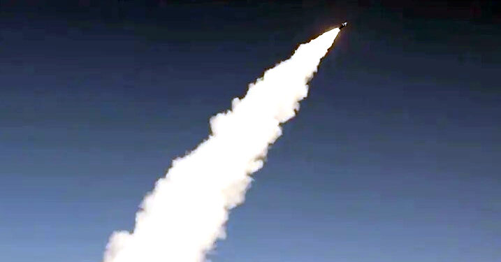 حوثیوں کا اسرائیل کے بن گوریون ایئرپورٹ کو نشانہ بنانے کا دعویٰ