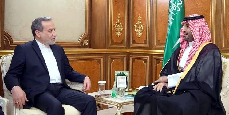 ایرانی وزیرخارجہ کی جدہ میںسعودی ولی عہدسے ملاقات
