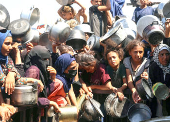 بھوک کی شدت سے مزید 10 فلسطینی شہید