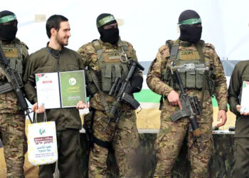 ’زندہ قیدیوں‘کی تعداد کے بارے میں ٹرمپ کے بیان پر اسرائیل میں ہلچل