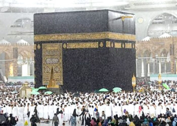 عمرہ زائرین کو دوران بارش سیفٹی گائیڈ لائنز پر عمل کرنے کی ہدایت