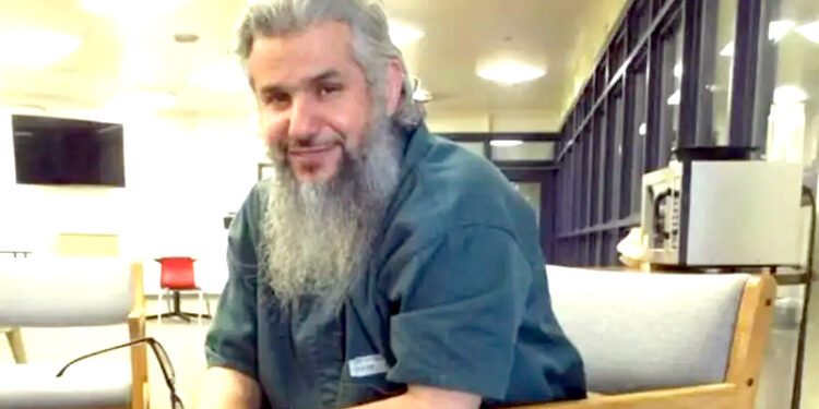 20 سال قید کے بعد سعودی شہری حمیدان الترکی امریکہ سے ریاض پہنچ گئے