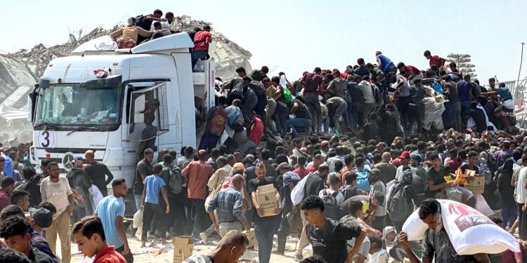 مئی سے ابتک غزہ میں امداد حاصل کرنے کے دوران تقریباً 1,800افراد ہلاک