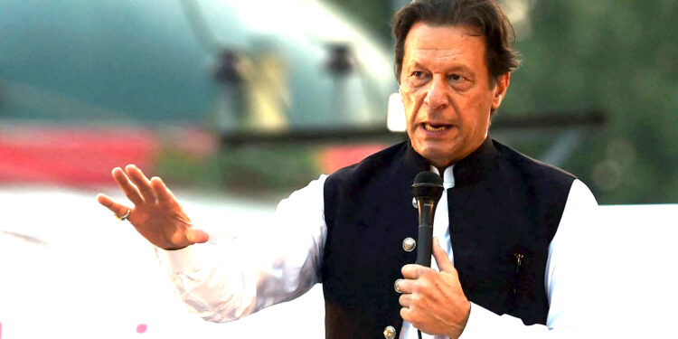 سپریم کورٹ نے عمران خان کی ضمانت کی درخواستوں پر پنجاب حکومت کو نوٹس جاری کر دیے